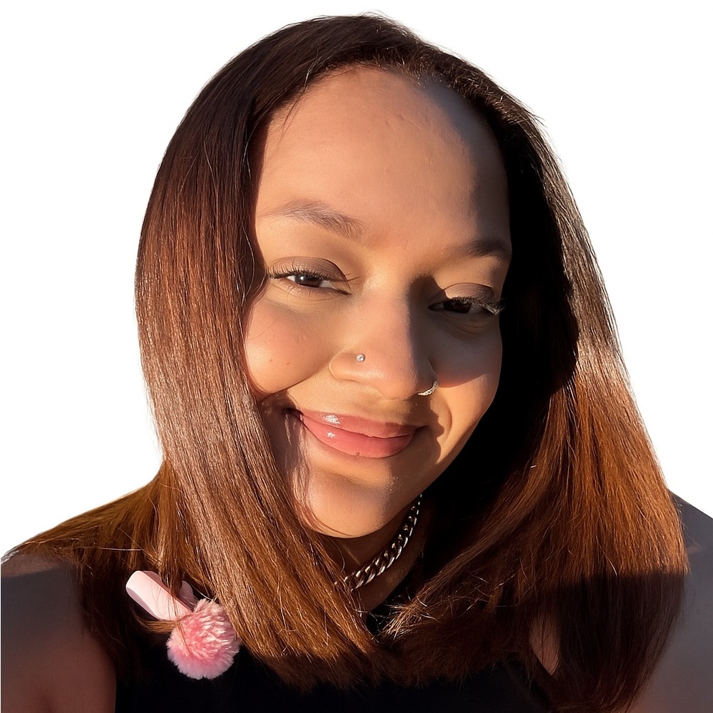 Meet your Posher, Bebe